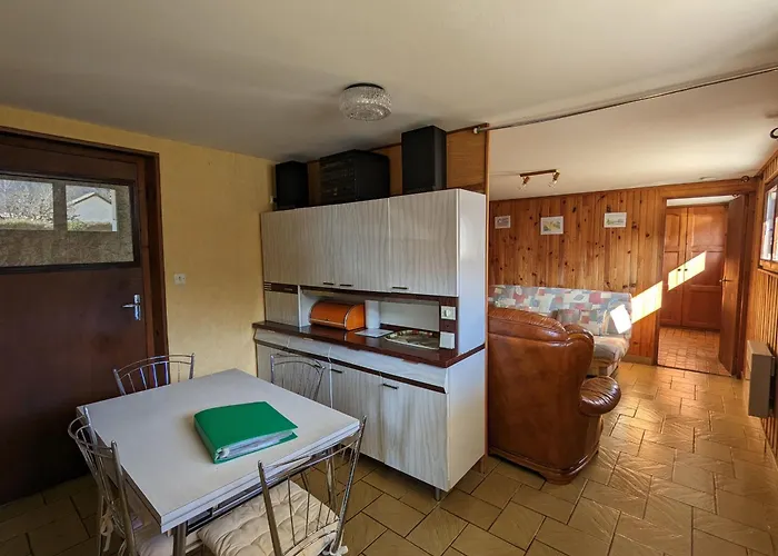 Cosy A - Proche Sentiers, Riviere Et Piste Cyclable, Ideal Pour Randonnees Et Sejours En Famille - Fr-1-589-168 *